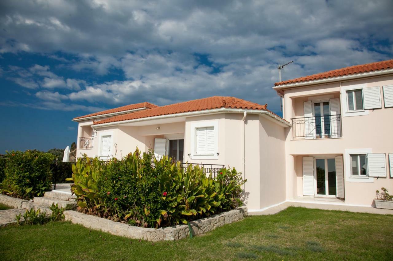 Cavaliere Houses Lixouri Esterno foto