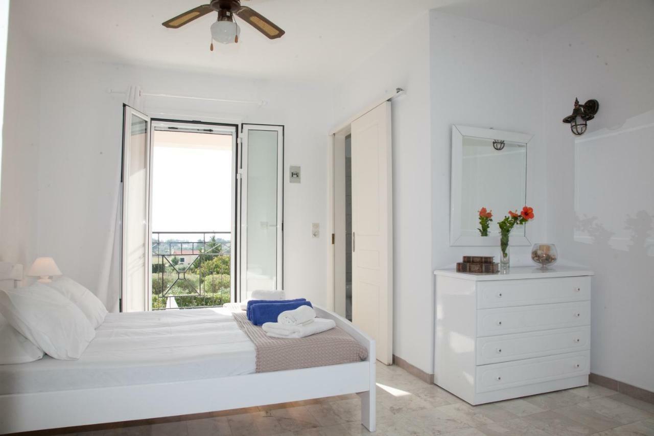 Cavaliere Houses Lixouri Esterno foto
