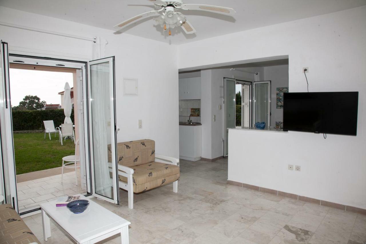 Cavaliere Houses Lixouri Esterno foto