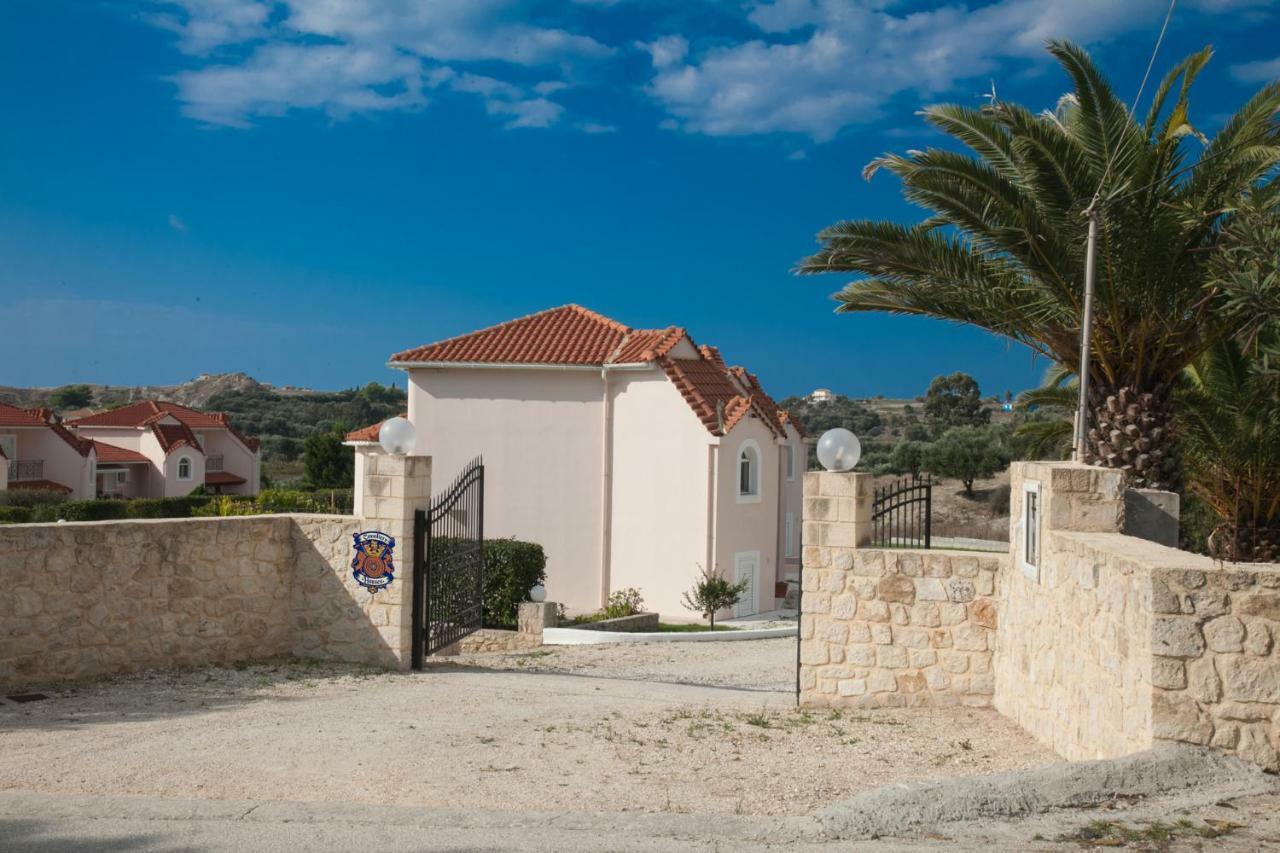 Cavaliere Houses Lixouri Esterno foto